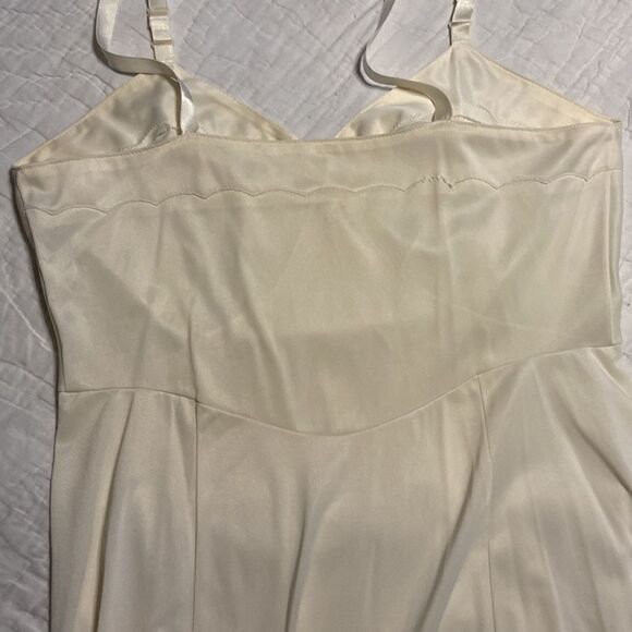 Vintage Sears Slip Cream Color size 34 - Picture 7 of 9